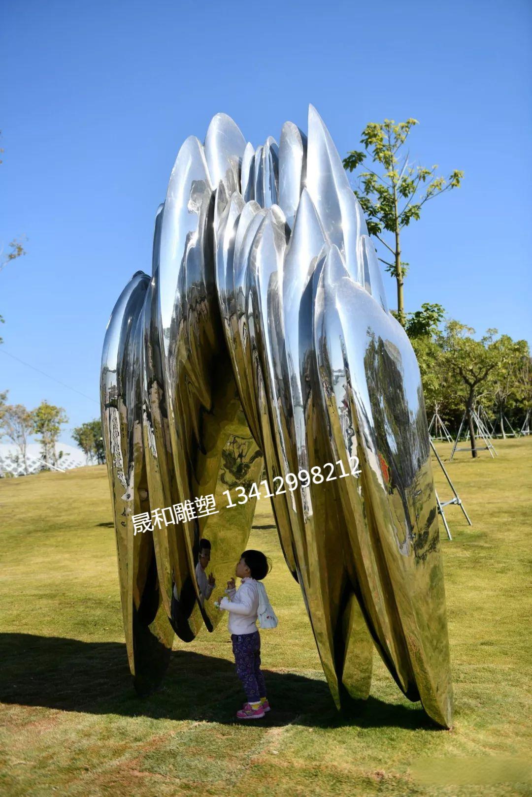 东莞不锈钢雕塑